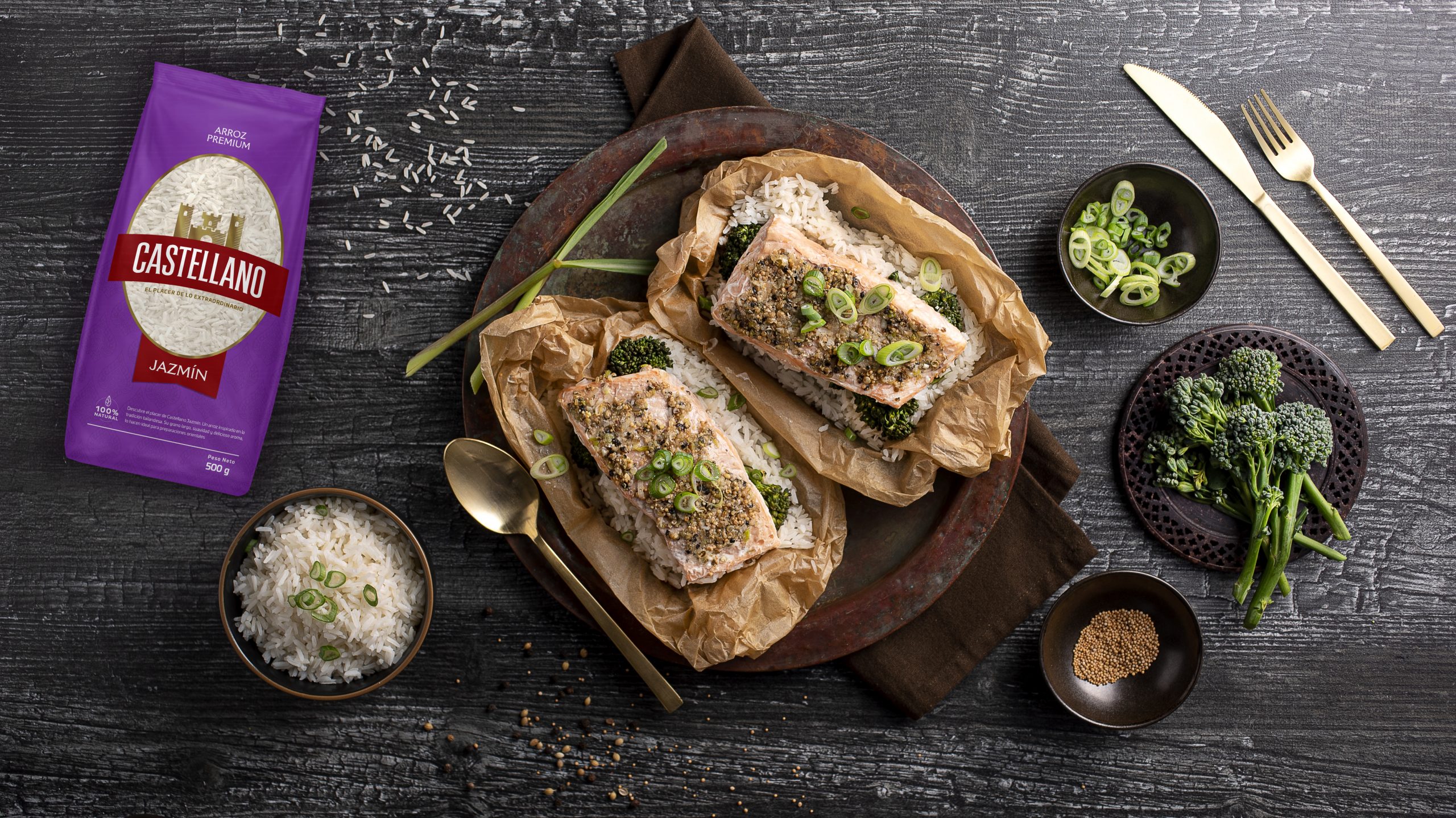 Papillote de Salmón sobre Arroz Castellano Jazmín